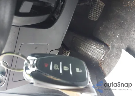 2017 Chevrolet Malibu 1Lt из США, поврежденный, VIN 1G1ZE5ST5HF151141